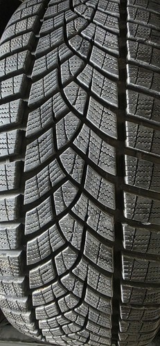 Pneumatici invernali 225 55 - 4,